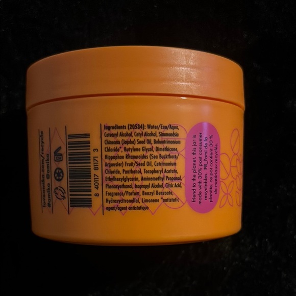 Amika Soulfood Nourishing Mask - 8 oz. - Picture 4 of 5